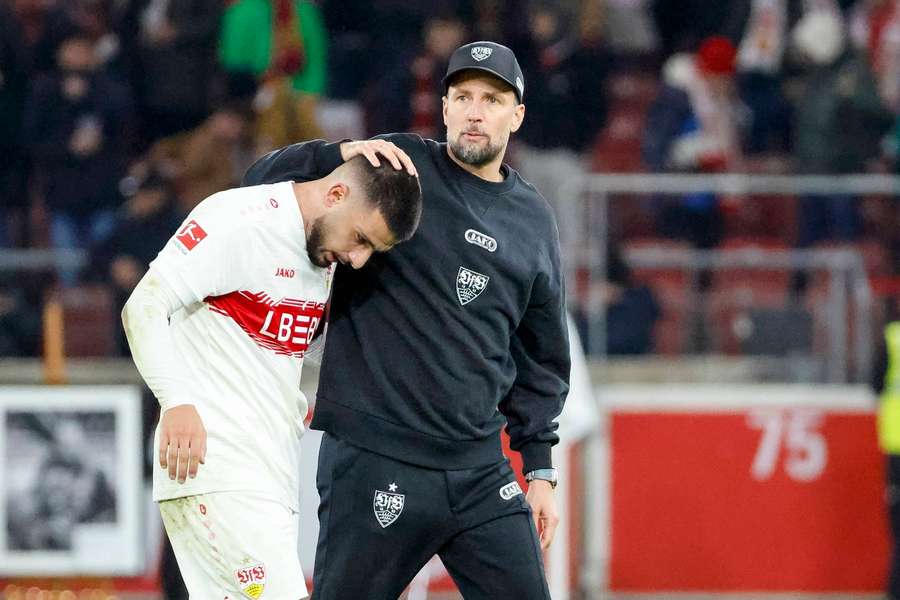 Kopfwäsche vom Trainer für Deniz Undav