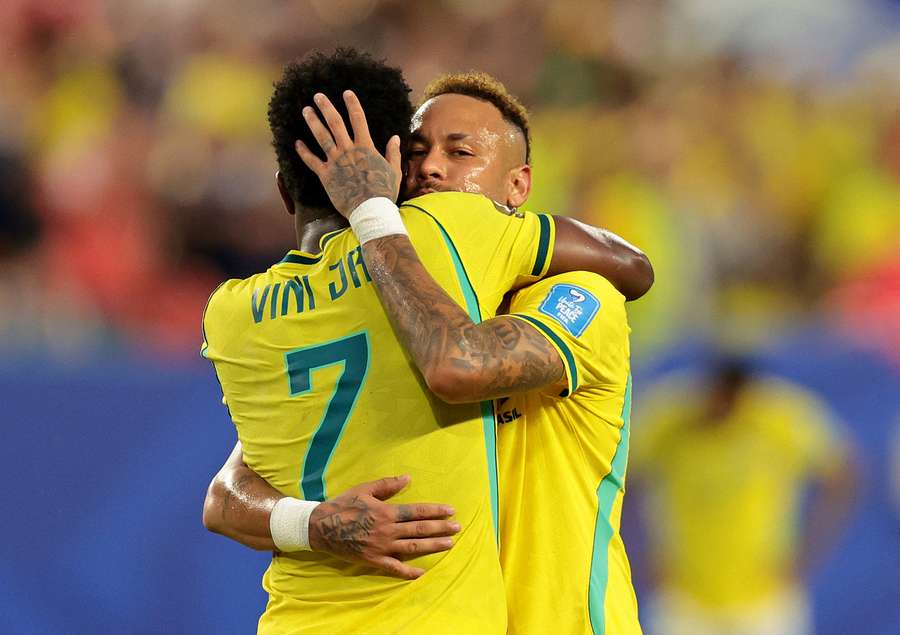 Vini Jr e Neymar foram destaques da partida