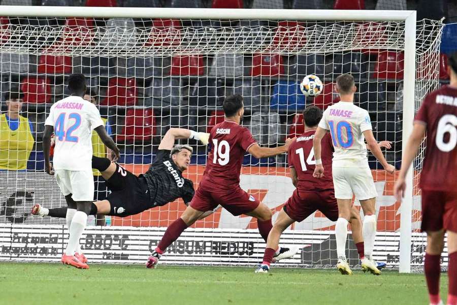 FCSB s-a calificat cu emoții în turul 2 preliminar din Liga Campionilor, după 4-3 la general cu andoranii de la Inter Escaldes