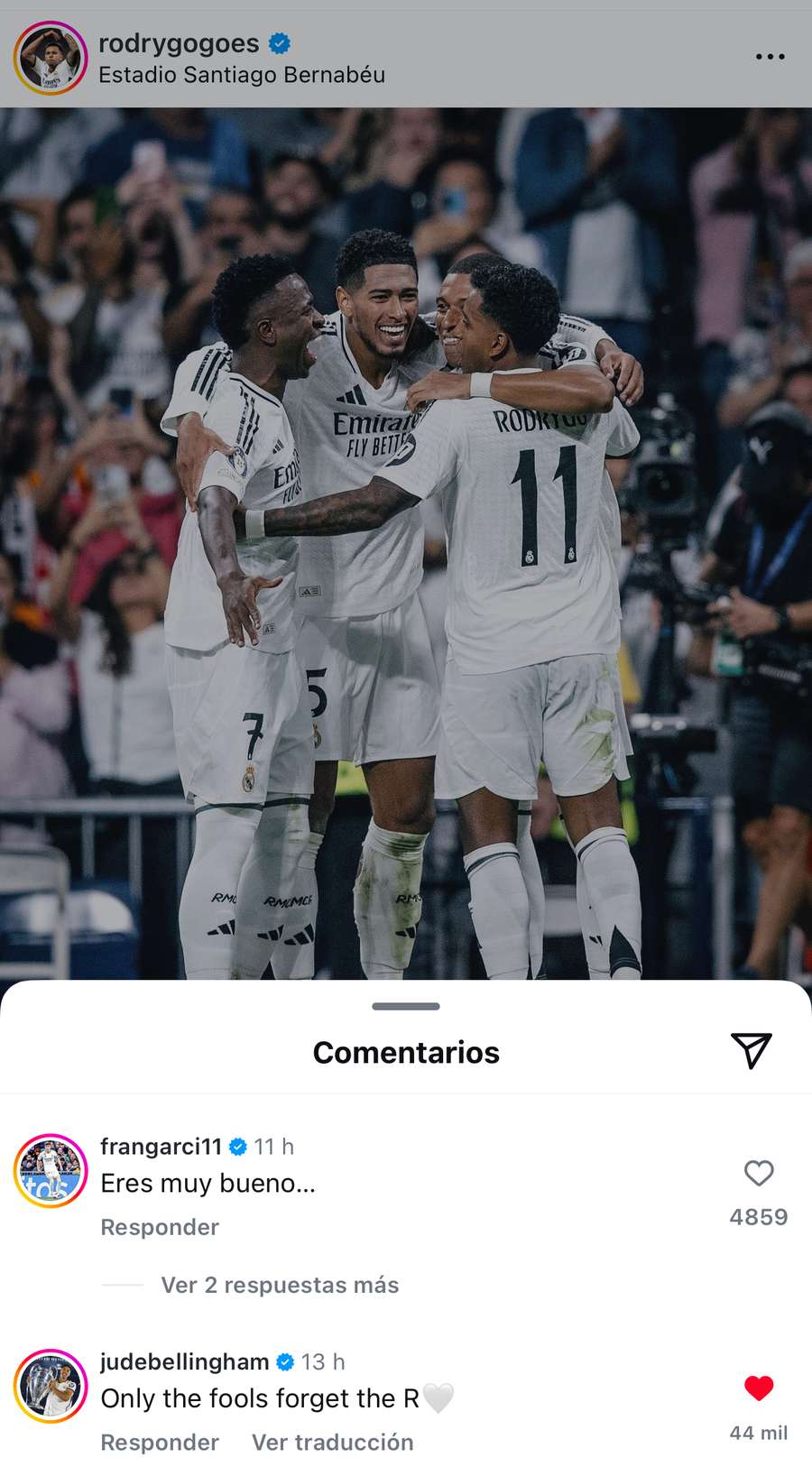 Post de Rodrygo e comentário de Bellingham no Instagram.