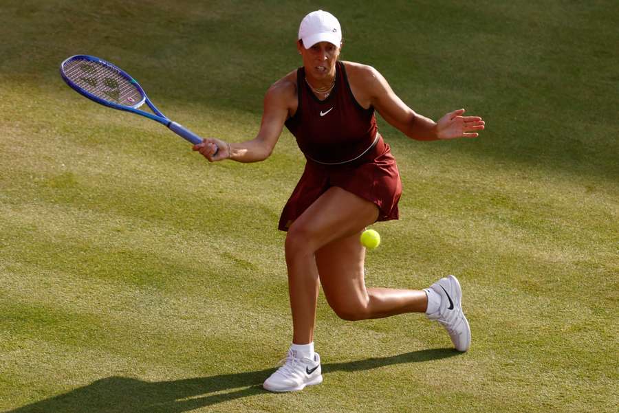Madison Keys in action at Queen's