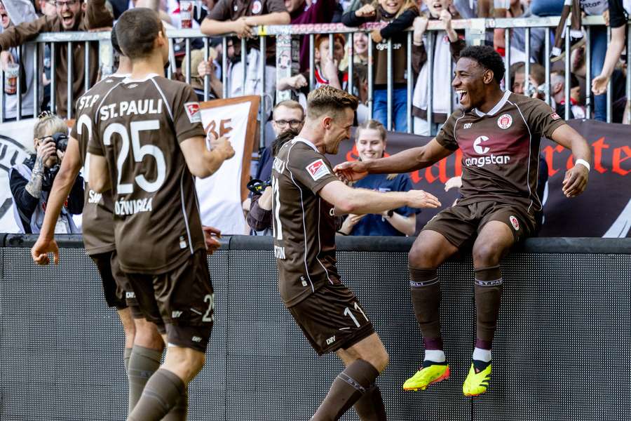 St. Pauli jogará a Bundesliga na próxima temporada