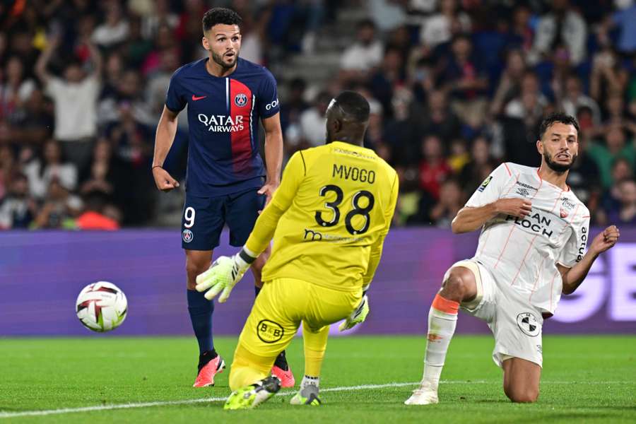 Gonçalo Ramos fez o seu primeiro jogo pelo PSG contra o Lorient.