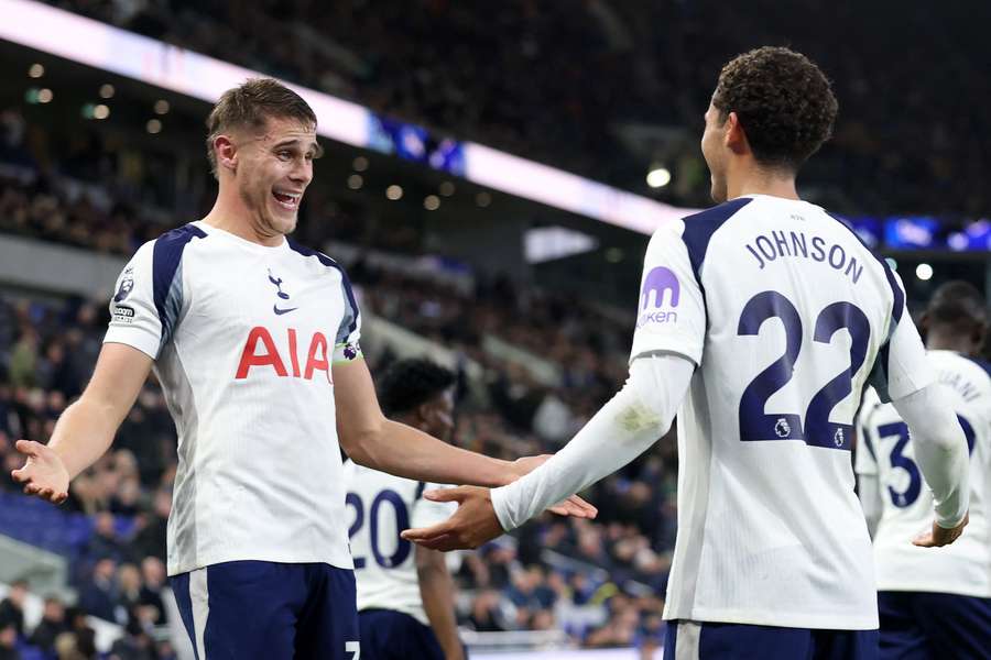 O Tottenham conseguiu uma grande vitória fora de casa O Tottenham conseguiu uma grande vitória fora de casa