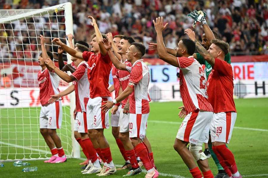 Dinamo s-a impus cu 3-0 pe terenul Petrolului