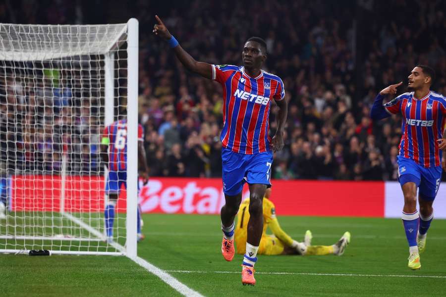Ismaïla Sarr, del Crystal Palace, celebra tras marcar el 2-0 Ismaïla Sarr, del Crystal Palace, celebra tras marcar el 2-0
