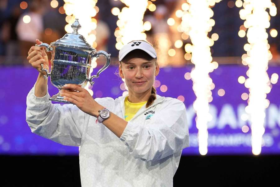 Oficjalnie: Elena Rybakina nowym numerem jeden. Spadek Igi Świątek, oto nowy ranking WTA Oficjalnie: Elena Rybakina nowym numerem jeden. Spadek Igi Świątek, oto nowy ranking WTA