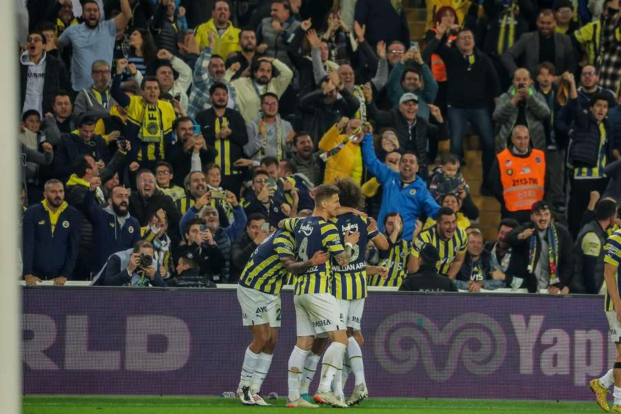 Avant son match décisif face à Rennes, le Fenerbahçe est en pleine résurrection