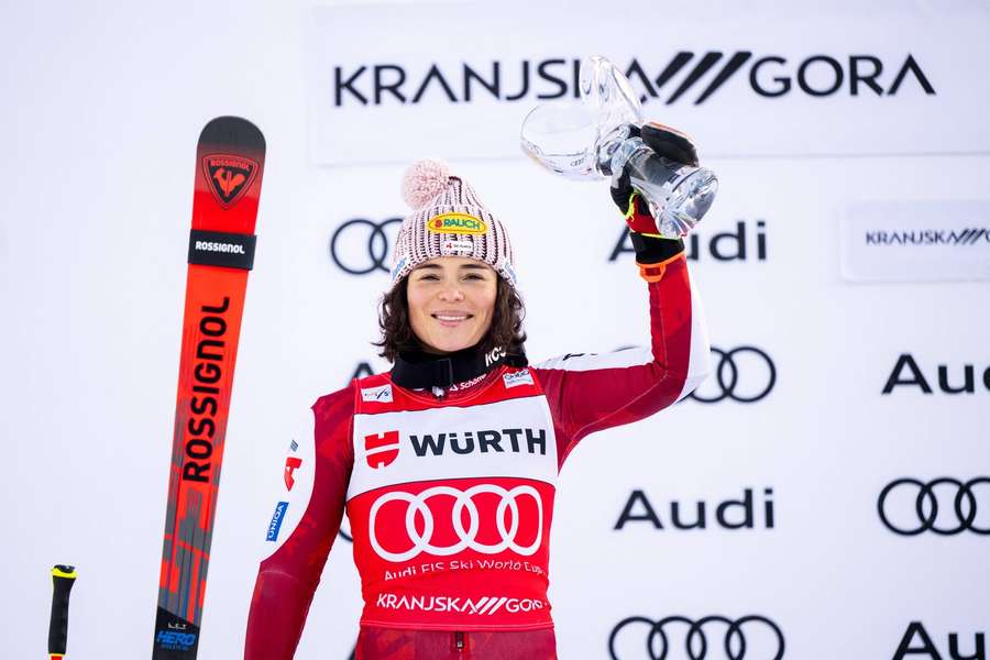 Julia Scheib jubelt über Platz 2 Julia Scheib jubelt über Platz 2