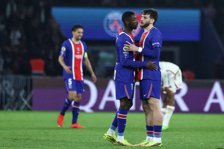 Os parisienses na noite de domingo