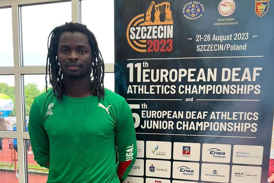 O atleta correu em 11,74 segundos