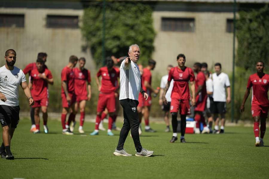 Jorge Costa lançou play-off com o Portimonense