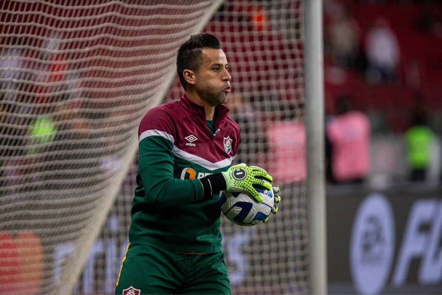 Aos 43 anos, Fábio segue como um dos goleiros mais seguros do futebol brasileiro