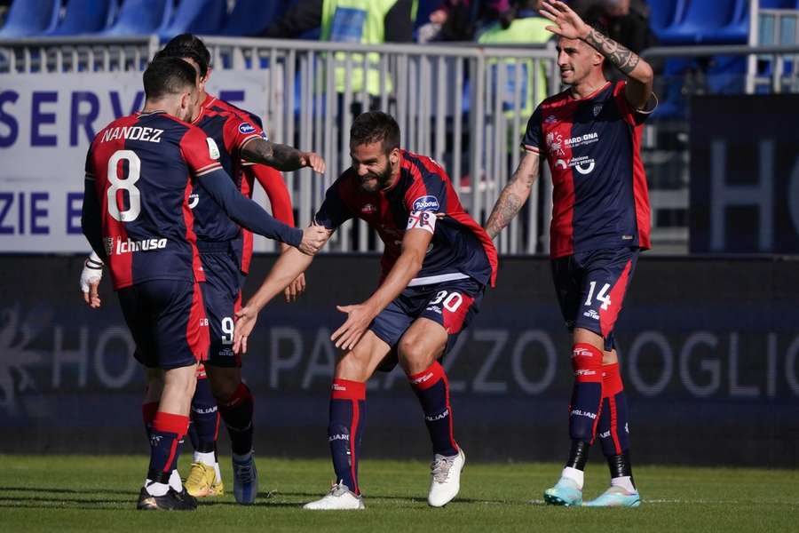 Serie B: il Cagliari si rialza, il Frosinone non riesce a superare il Pisa