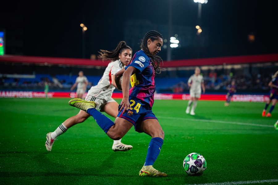 Brugts, poniendo un centro Brugts, poniendo un centro