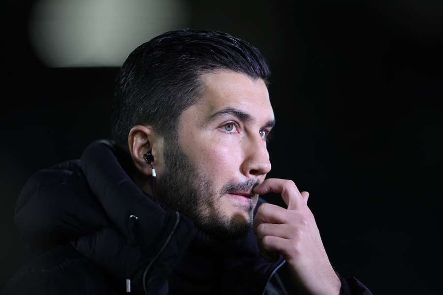 Nuri Sahin está sob enorme pressão no Borussia Dortmund.