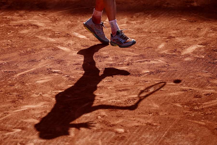 "La chaleur, il faut la subir" : à Roland-Garros, les spectateurs tentent d'éviter la surchauffe "La chaleur, il faut la subir" : à Roland-Garros, les spectateurs tentent d'éviter la surchauffe