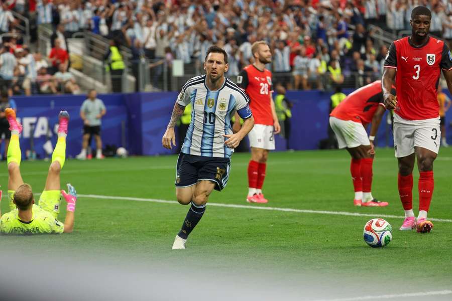 Cu cele două goluri înscrise în poarta Austriei, Lionel Messi devine cel mai bun marcator din istoria Cupei Mondiale Cu cele două goluri înscrise în poarta Austriei, Lionel Messi devine cel mai bun marcator din istoria Cupei Mondiale
