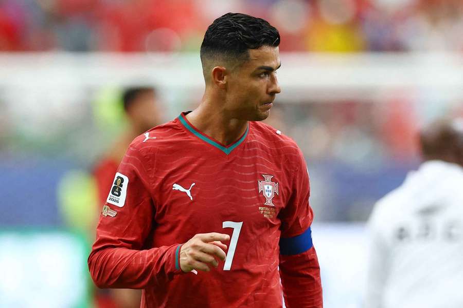 Cristiano Ronaldo Cristiano Ronaldo