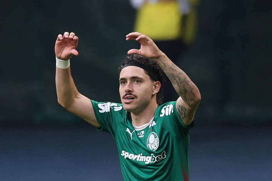 Mauricio fez um gol na vitória contra o Fortaleza Mauricio fez um gol na vitória contra o Fortaleza