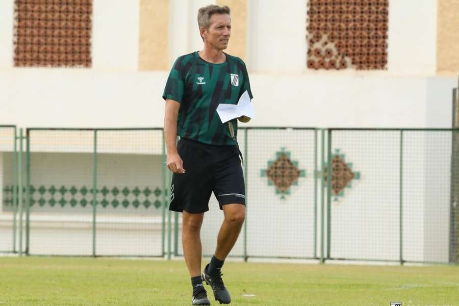 Alexandre Santos, treinador do Sfaxien