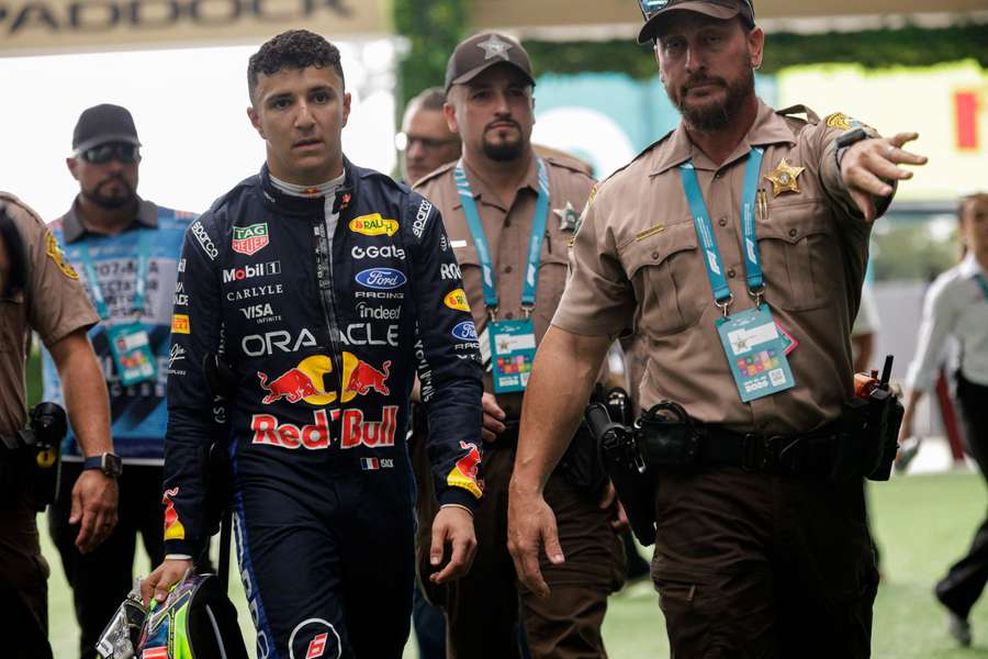 Isack Hadjar frustré après son erreur au Grand Prix de Miami