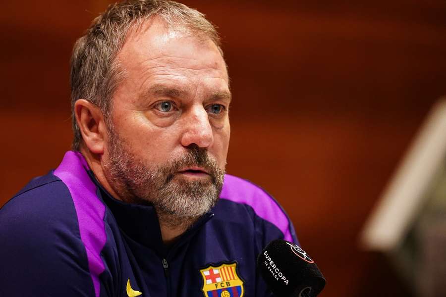 Hansi Flick greift nach höheren Zielen. Hansi Flick greift nach höheren Zielen.