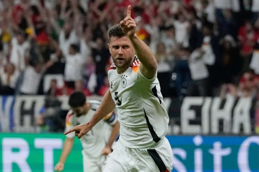 Die internationale Presse reagiert auf das Remis der DFB-Elf gegen die Schweiz.