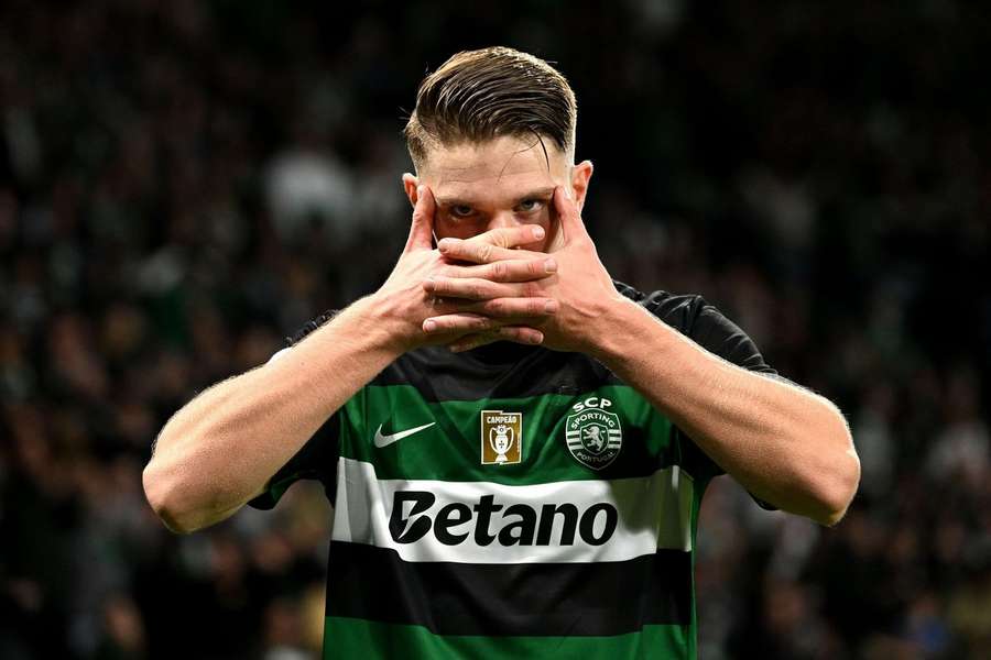 Viktor Gyökeres em comemoração de gol pelo Sporting