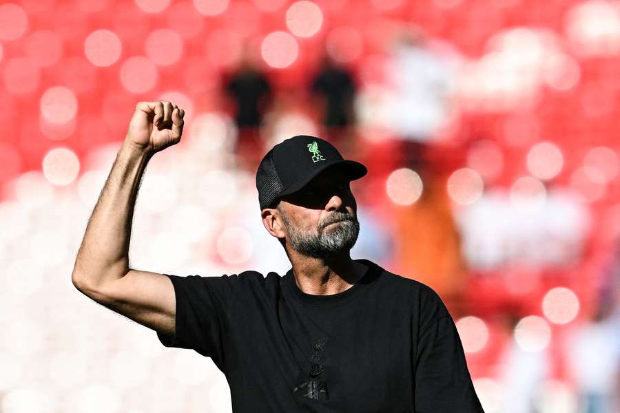 Jürgen Klopp chce na razie pozostać w Merseyside.