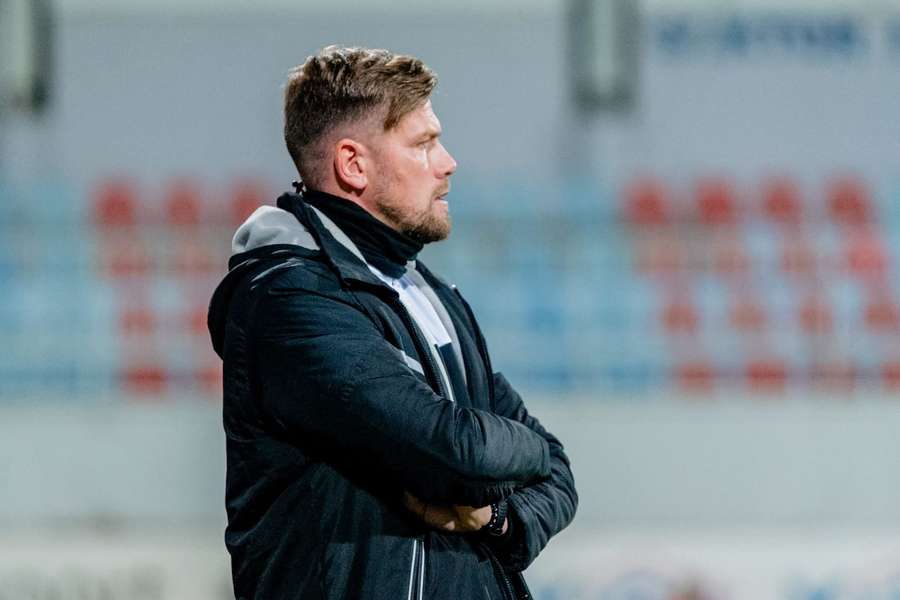 Roman Hudec už nie je trénerom Zlatých Moraviec. Roman Hudec už nie je trénerom Zlatých Moraviec.