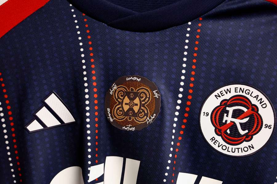 Camiseta del español Carles Gil