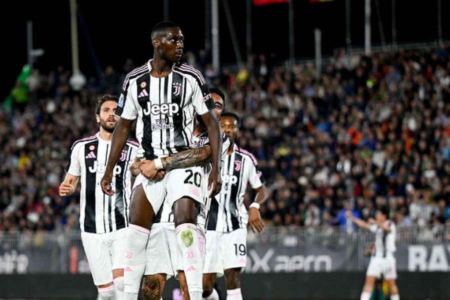 Anglické kluby by mohly vypálit rybník Juventusu a zlákat Randala Kolo Muaniho