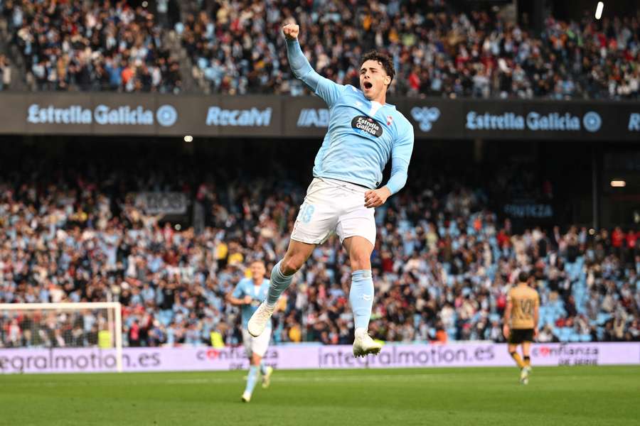 Pablo Durán celebra un gol 
