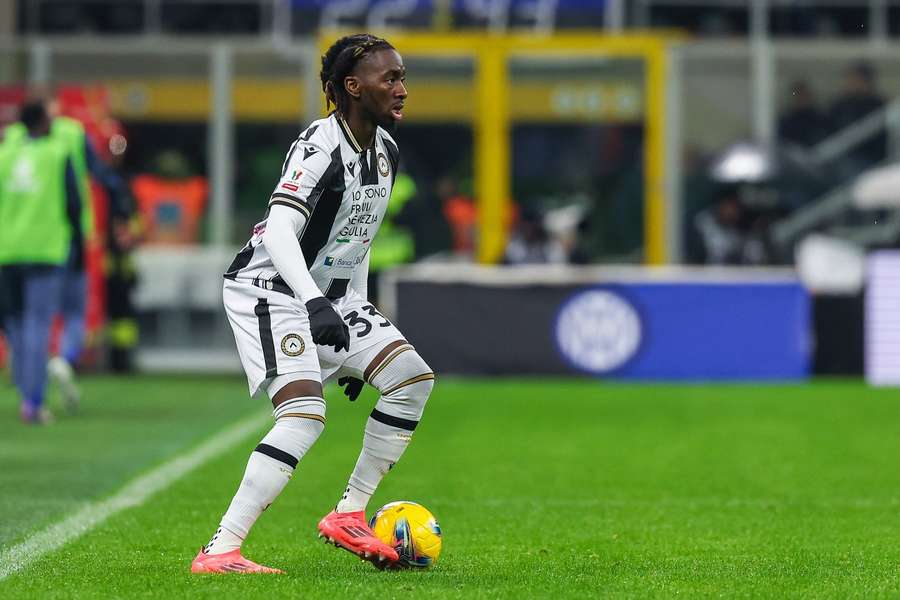Zemura is enjoying life at Udinese
