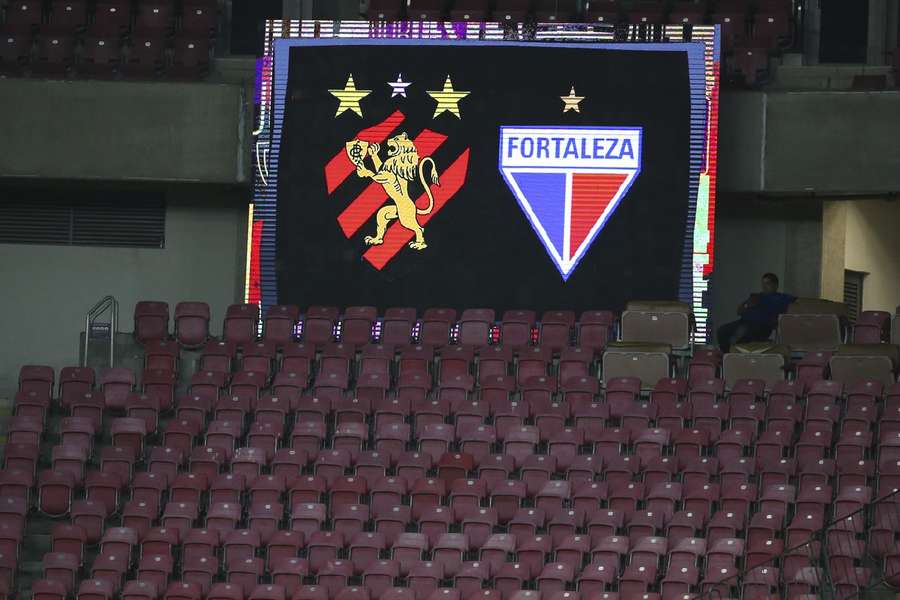 Seis jogadores do Fortaleza acabaram sendo alvos de um atentado promovido pela torcida do Sport 