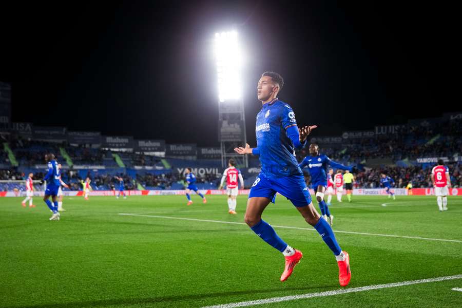 Álvaro Rodríguez zařídil jediným gólem zápasu výhru Getafe nad Espanyolem.