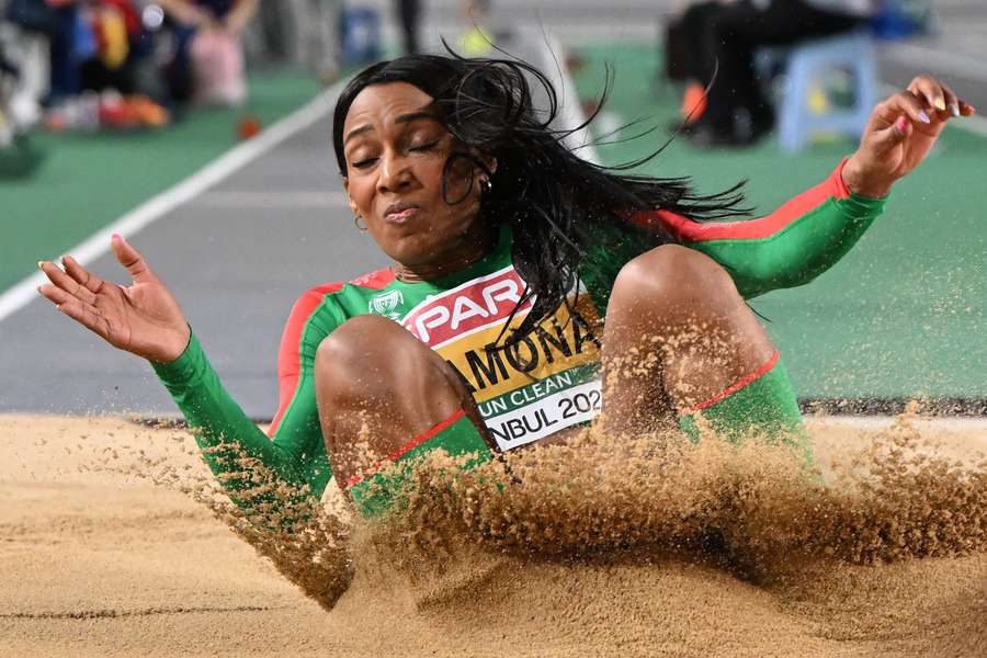 Patrícia Mamona falha presença nos Europeus de atletismo indoor
