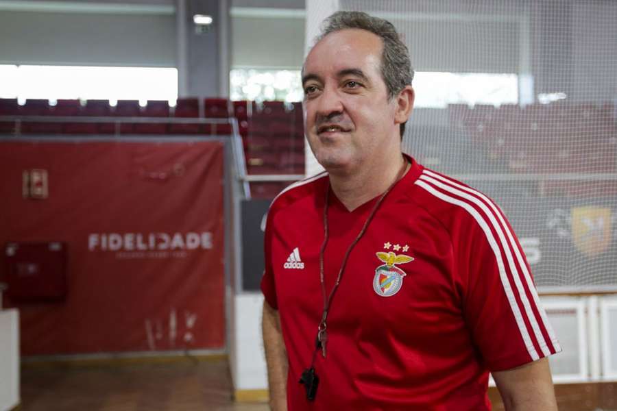 Paulo Almeida, treinador do Benfica