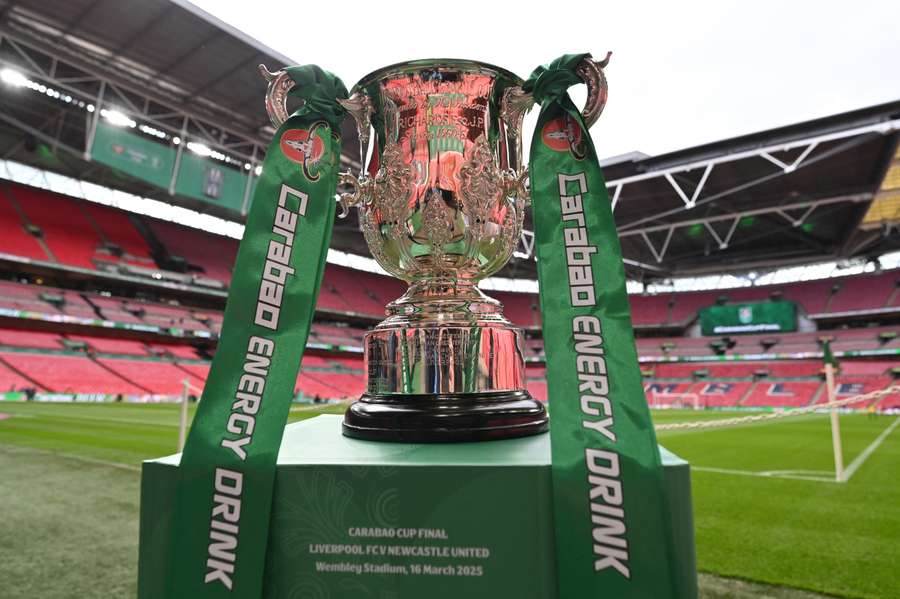 A Copa da Liga Inglesa será a primeira taça definida na temporada inglesa