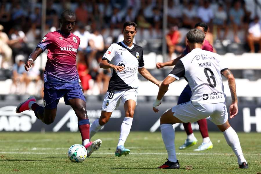 Farense arranca Liga 2 com vitória convincente Farense arranca Liga 2 com vitória convincente