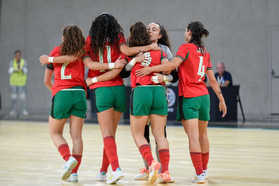 Portugal não deu hipóteses e goleou a França por 5-1 Portugal não deu hipóteses e goleou a França por 5-1