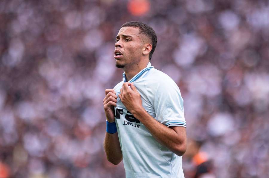 DONE DEAL? Aston Villa and Gremio agree Alysson terms DONE DEAL? Aston Villa and Gremio agree Alysson terms