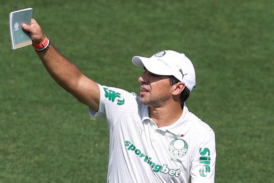 Abel aprontou surpresas para o amigo Renato Paiva 