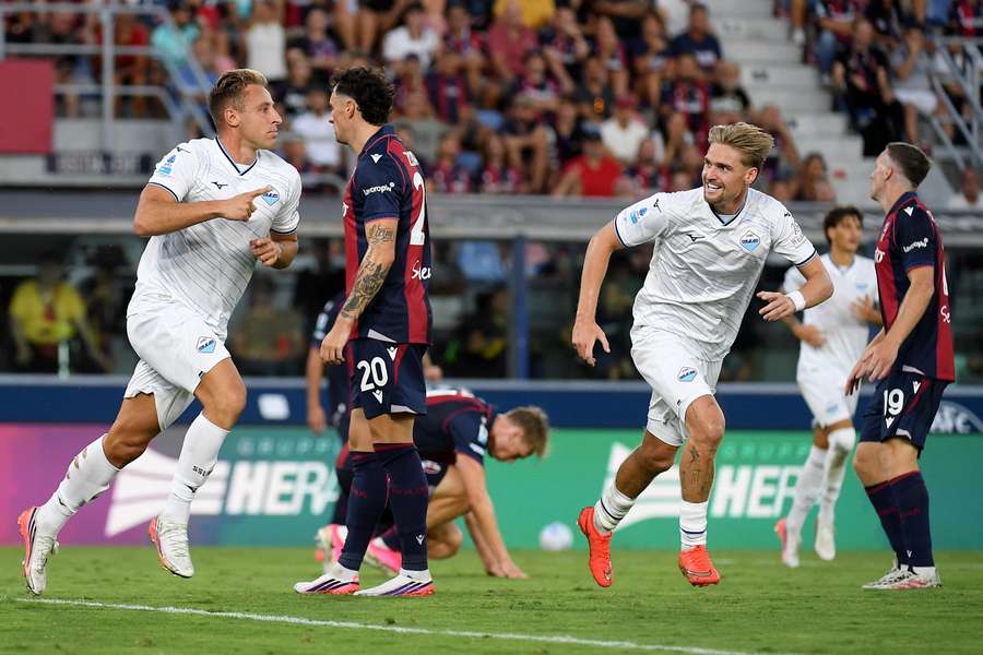 Davide Frattesi celebrates his goal