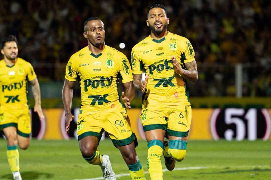 Reinaldo vive grande fase na carreira pelo Leão Caipira Reinaldo vive grande fase na carreira pelo Leão Caipira