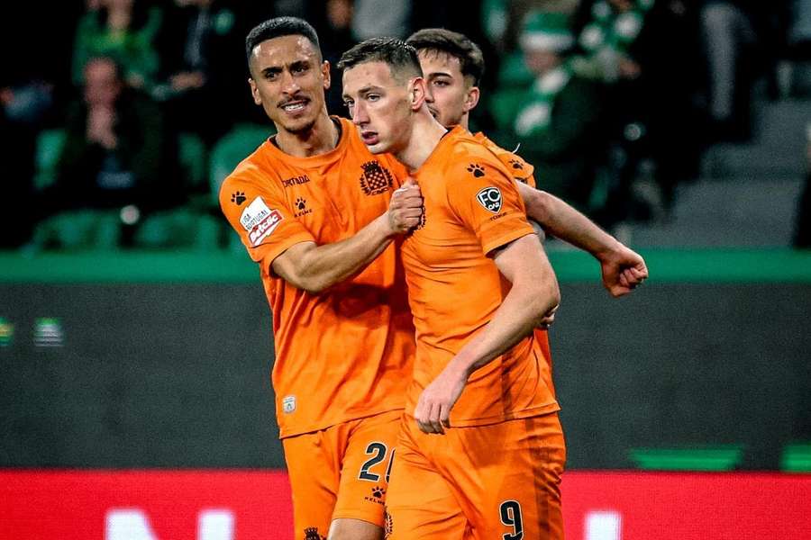 Bozenik festeja o golo diante do Sporting Bozenik festeja o golo diante do Sporting