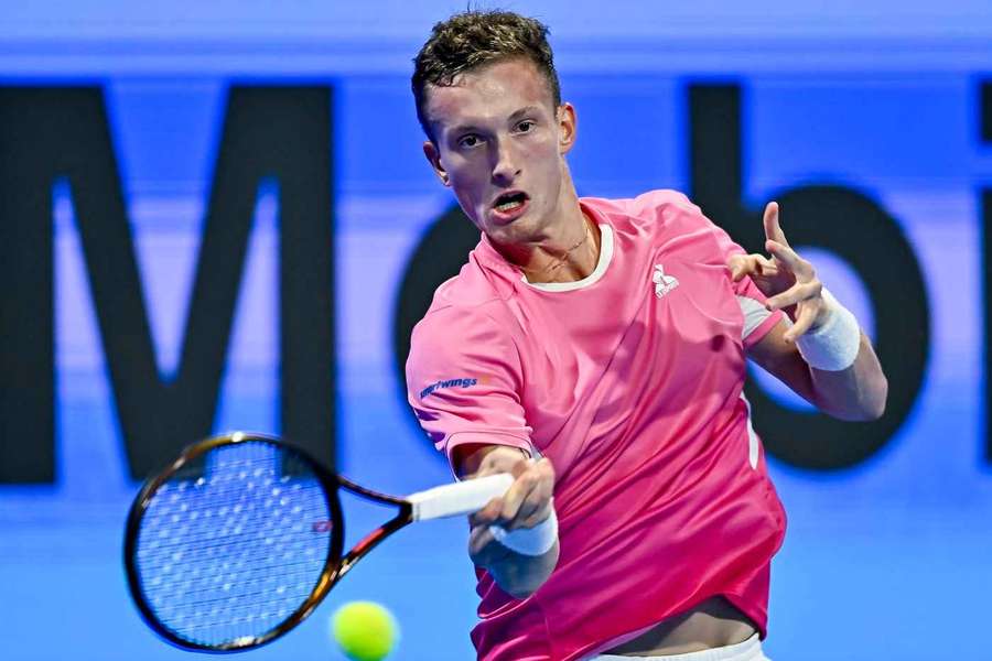 Jiri Lehecka of Czech Republic in action against Carlos Alcaraz