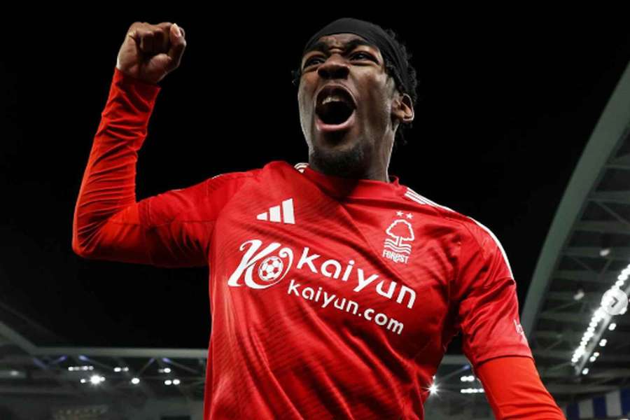 Newcastale vyslal do Nottinghamu vylepšenou nabídku na vykoupení Elangy