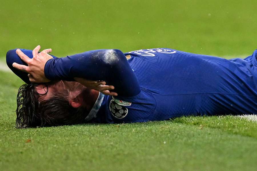 Injured Chilwell to miss England's World Cup campaign